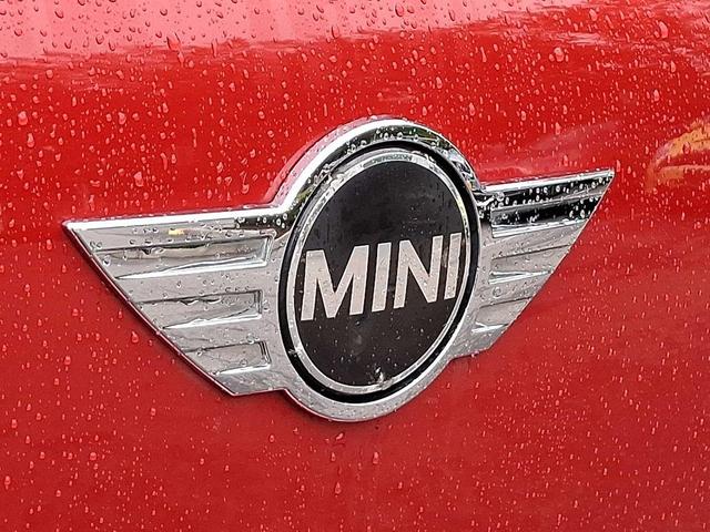 Photo of 2013 Blazing Red Metallic MINI Countryman