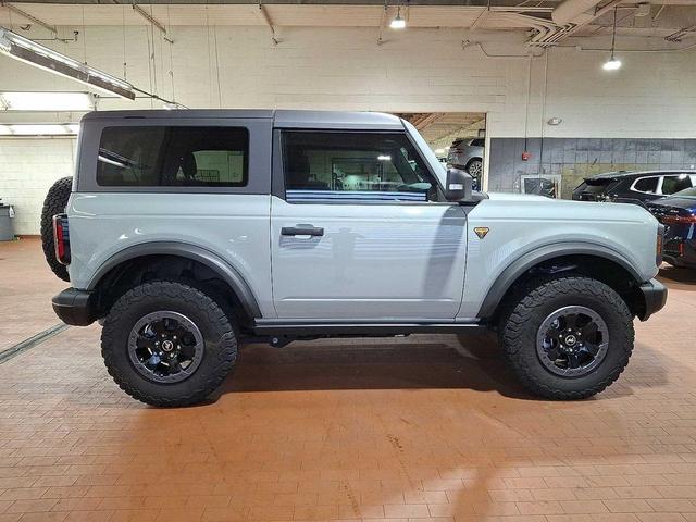 Photo of 2022 CACTUS GRAY Ford Bronco