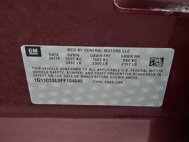Photo of 2015 Butte Red Metallic Chevrolet Malibu