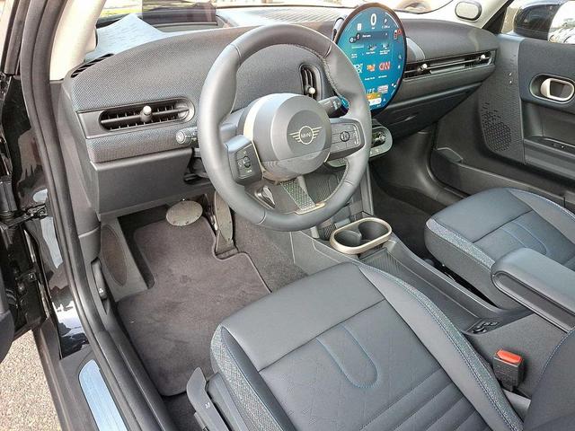 Photo of 2025 Midnight Black II Metallic MINI Hardtop
