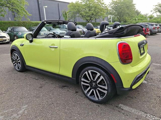 Photo of 2023 Zesty Yellow MINI Convertible