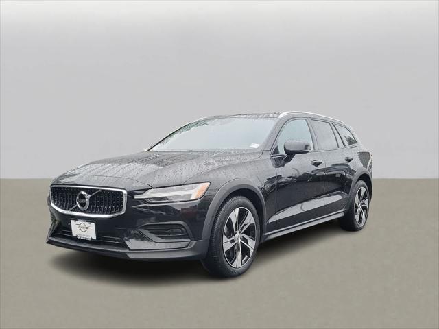 2020 Volvo V60 Cross Country