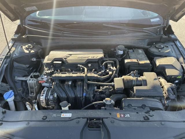 Photo of 2024 Abyss Black Hyundai ELANTRA