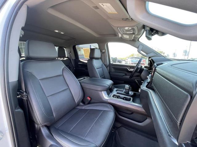 Photo of 2023 Summit White GMC Sierra 1500