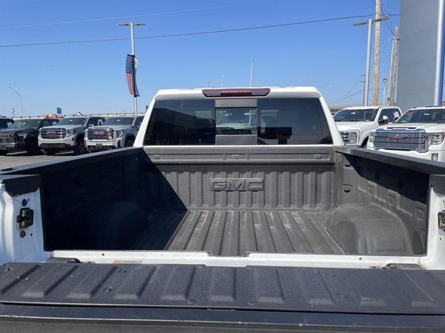 Photo of 2023 Summit White GMC Sierra 1500