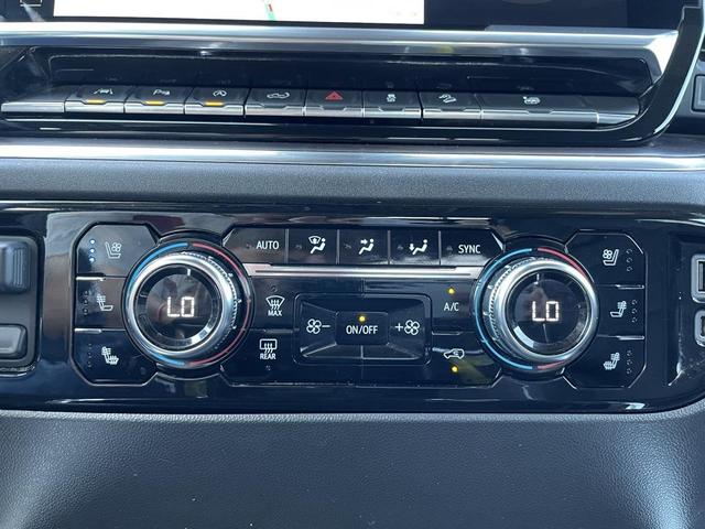 Photo of 2023 Summit White GMC Sierra 1500
