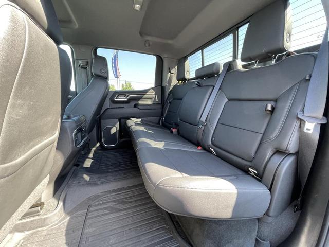 Photo of 2023 Summit White GMC Sierra 1500