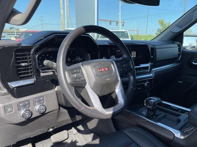 Photo of 2023 Summit White GMC Sierra 1500