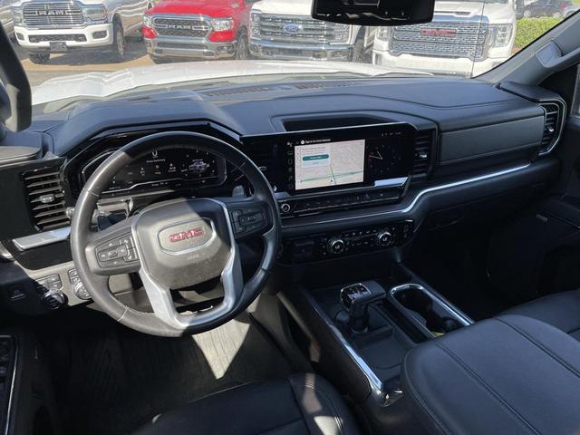 Photo of 2023 Summit White GMC Sierra 1500