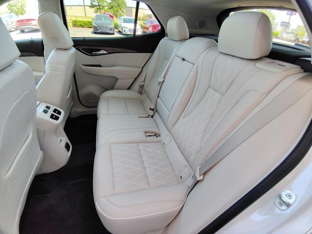 Photo of 2021 Olympic White Buick Envision