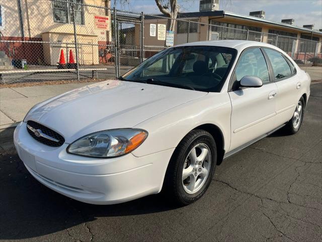 2002 Ford Taurus