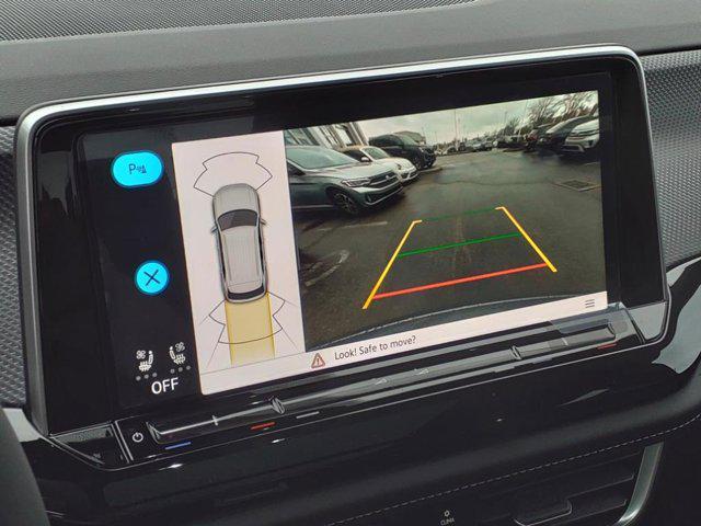 Photo of 2025 Gray Volkswagen Atlas Cross Sport