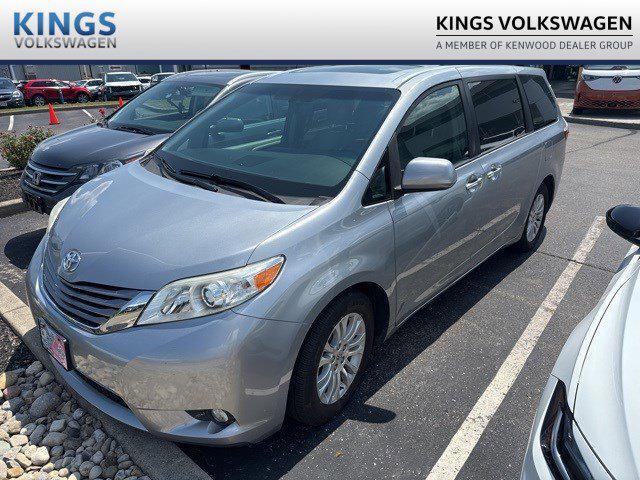 2016 Toyota Sienna