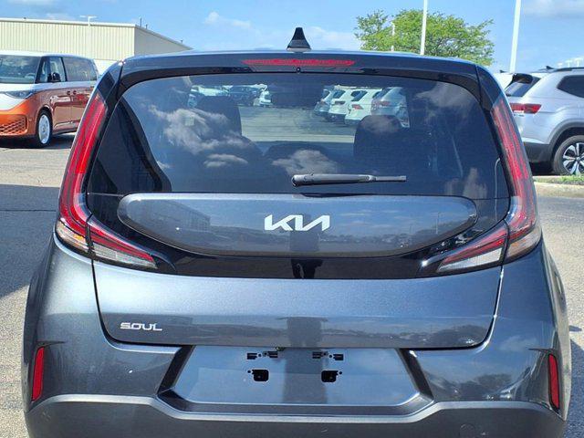 Photo of 2023 Gravity Gray Kia Soul