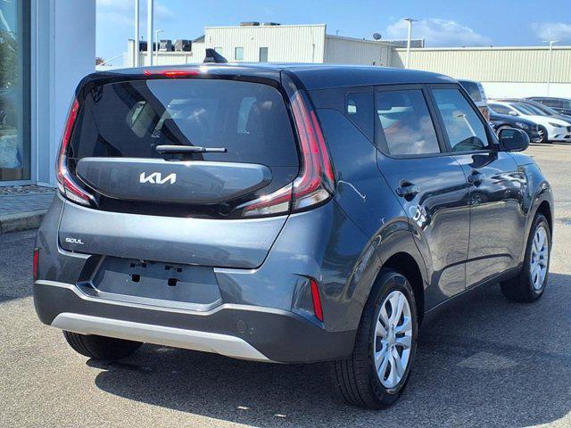 Photo of 2023 Gravity Gray Kia Soul