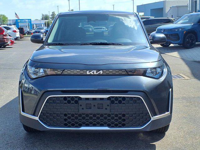 Photo of 2023 Gravity Gray Kia Soul