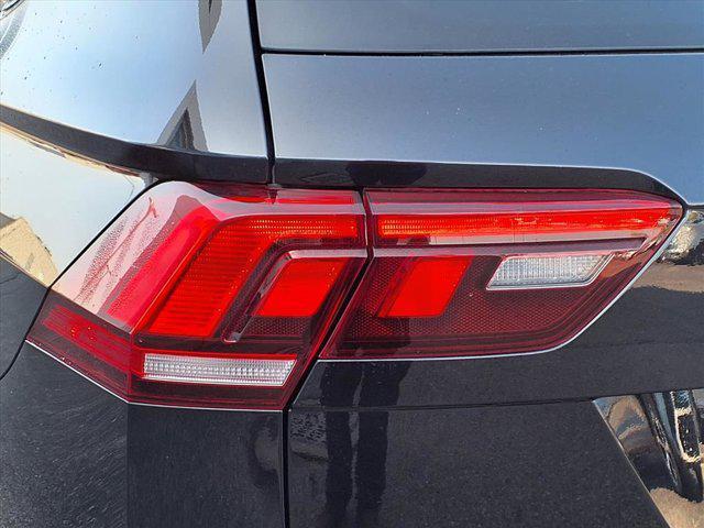 Photo of 2022 Deep Black Pearl Volkswagen Tiguan