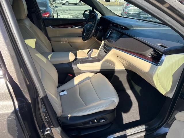 Photo of 2019 Bronze Cadillac XT5