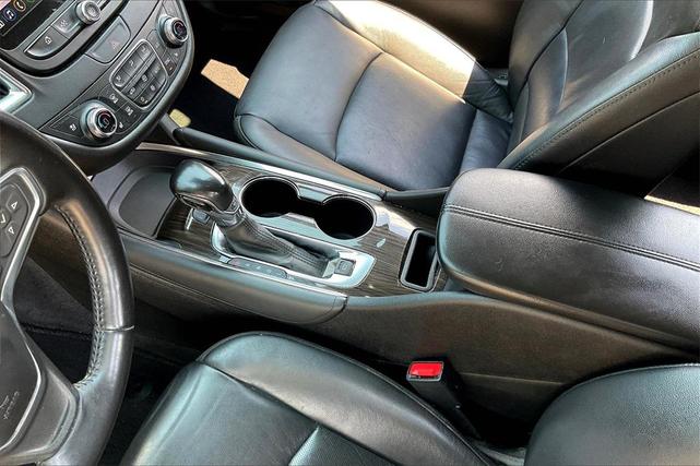 Photo of 2022 Mineral Gray Metallic Chevrolet Malibu