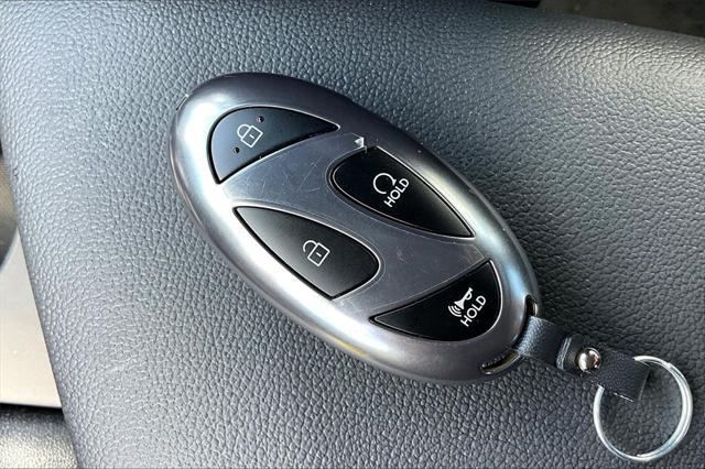 Photo of 2025 Serenity White Hyundai ELANTRA
