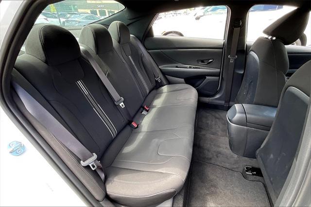 Photo of 2025 Serenity White Hyundai ELANTRA