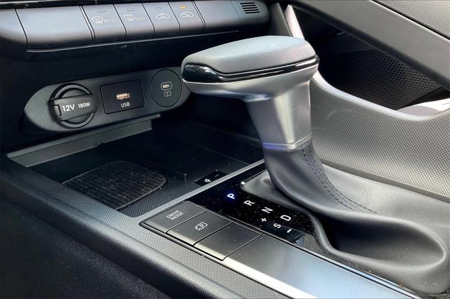 Photo of 2025 Serenity White Hyundai ELANTRA