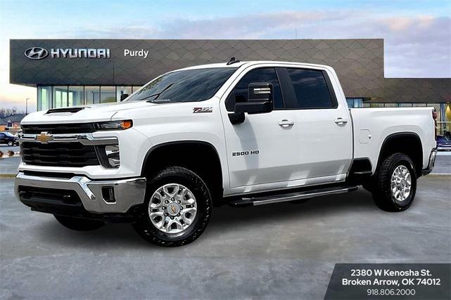 Photo of 2024 Summit White Chevrolet Silverado 2500