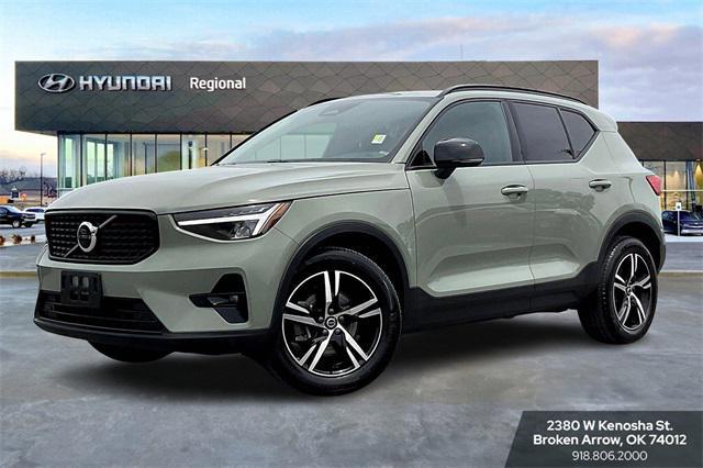 2023 Volvo XC40