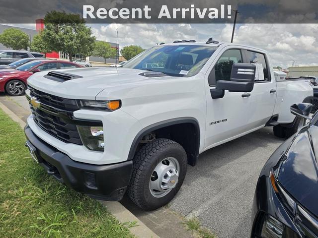 Photo of 2024 Summit White Chevrolet Silverado 3500