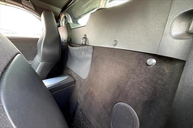 Photo of 2005 Graphite Metallic Clearcoat/Black Cloth Top Chrysler Crossfire