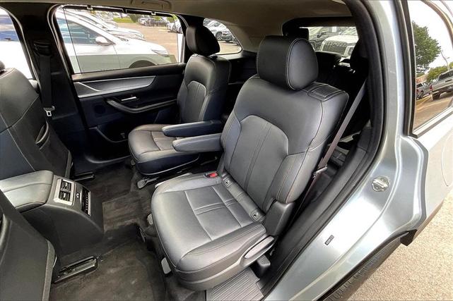 Photo of 2024 Sonic Silver Mazda CX-90