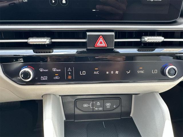 Photo of 2026 Ebony Black Kia Sportage
