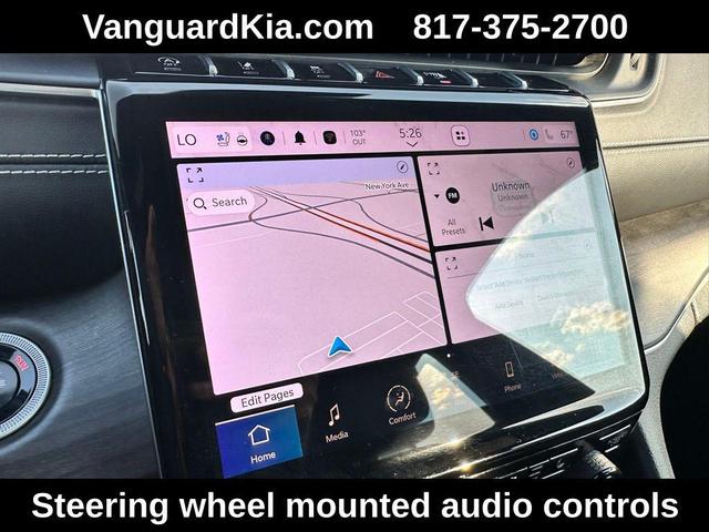 Photo of 2024 Diamond Black Crystal Pearlcoat Jeep Grand Cherokee L