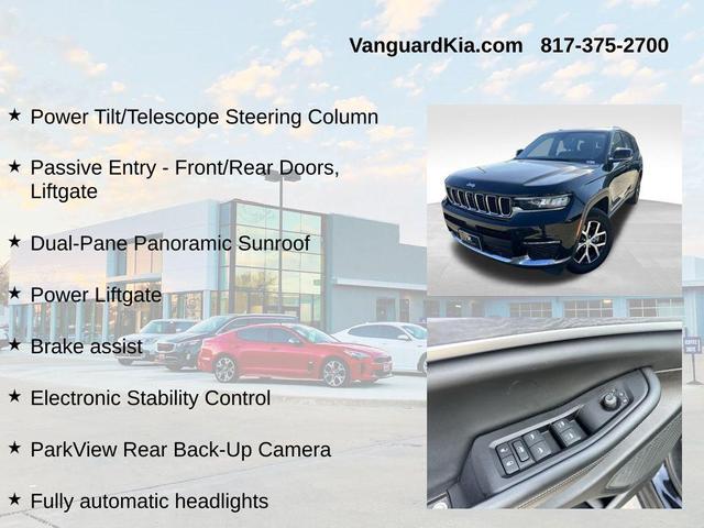 Photo of 2024 Diamond Black Crystal Pearlcoat Jeep Grand Cherokee L