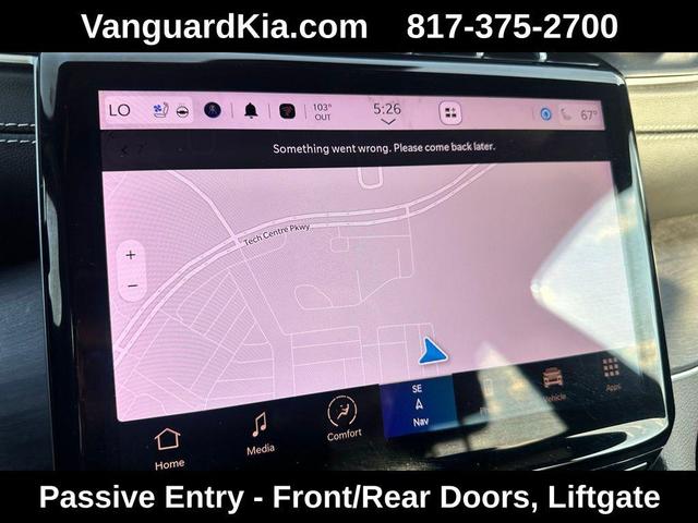 Photo of 2024 Diamond Black Crystal Pearlcoat Jeep Grand Cherokee L