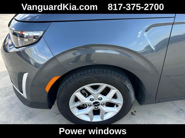 Photo of 2023 Gravity Gray Kia Soul