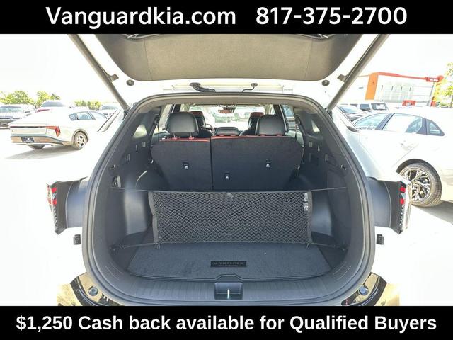 Photo of 2026 Glacial White Pearl Kia Sportage