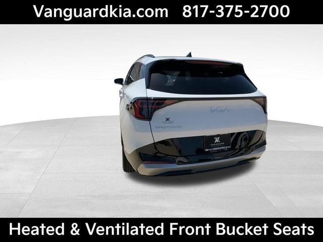 Photo of 2026 Glacial White Pearl Kia Sportage