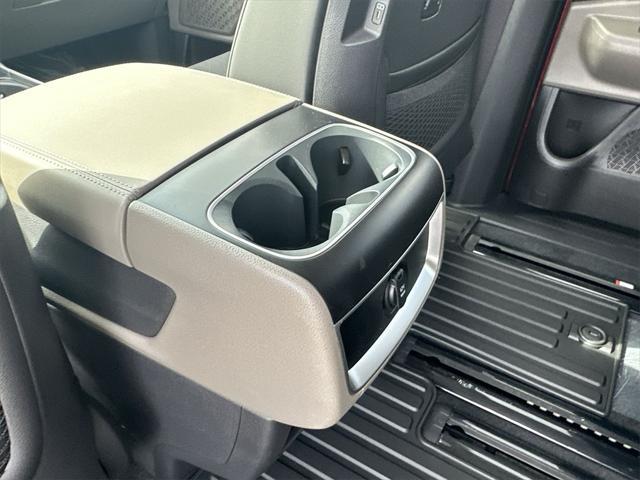Photo of 2026 Flare Red Kia Carnival