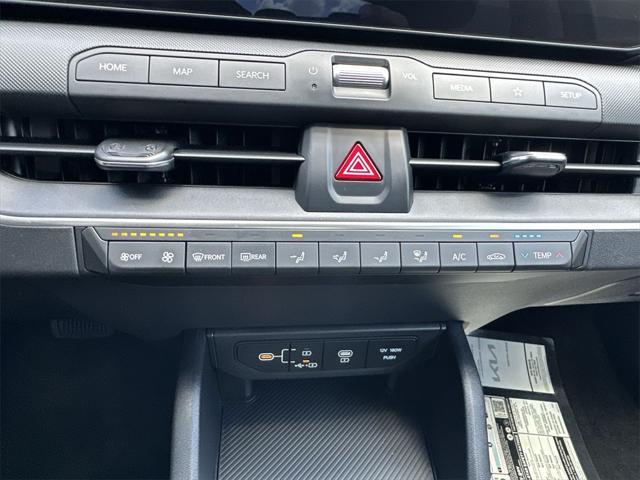 Photo of 2025 Interstellar Gray Kia K4