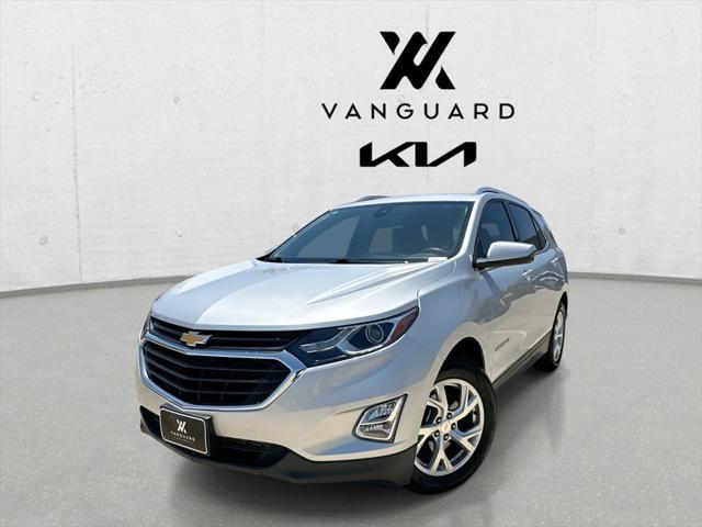 Photo of 2020 Silver Ice Metallic Chevrolet Equinox