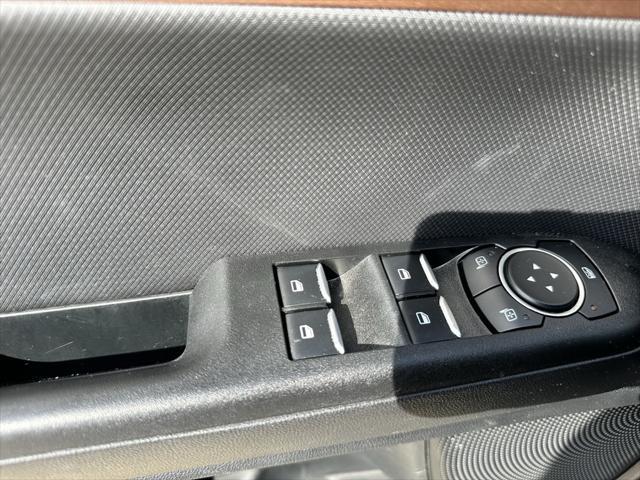 Photo of 2020 Silver Ice Metallic Chevrolet Equinox