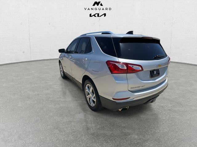 Photo of 2020 Silver Ice Metallic Chevrolet Equinox