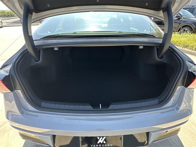 Photo of 2026 Wolf Gray Kia K5