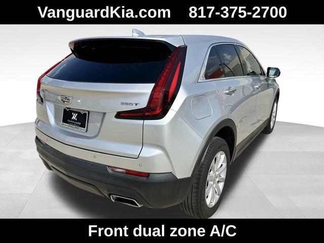 Photo of 2021 Radiant Silver Metallic Cadillac XT4