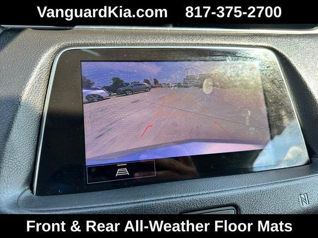 Photo of 2021 Radiant Silver Metallic Cadillac XT4