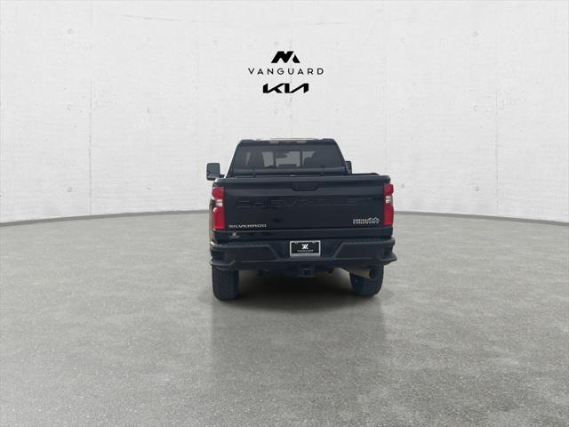 Photo of 2022 Black Chevrolet Silverado 2500