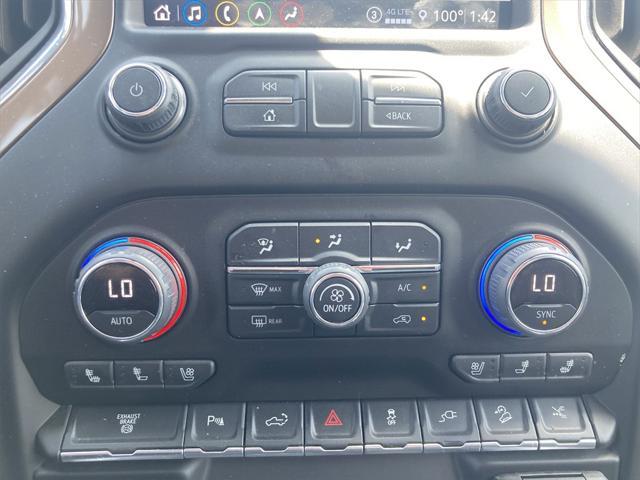 Photo of 2022 Black Chevrolet Silverado 2500