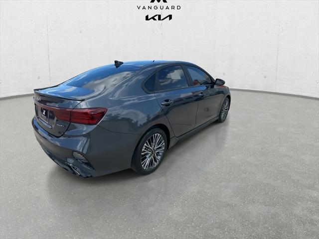 Photo of 2024 Gravity Gray Kia Forte