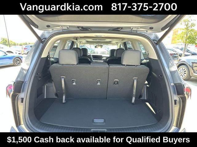Photo of 2025 Everlasting Silver Kia Telluride